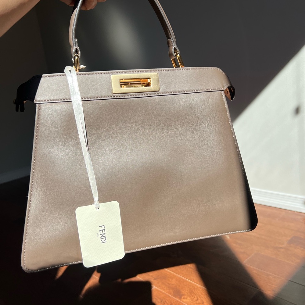 Fendi Peekaboo Medium Leather Handbag calfskin